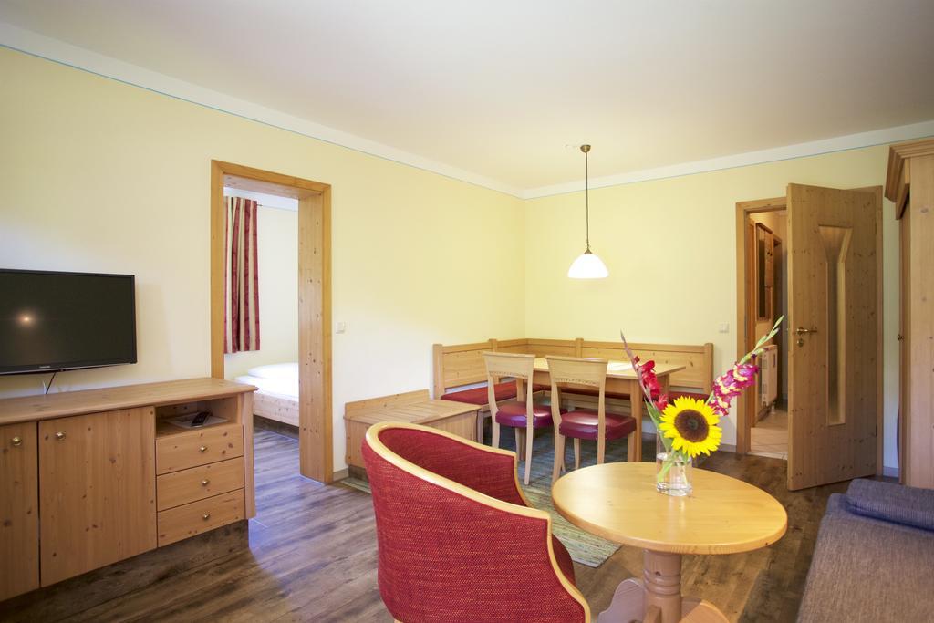 Hotel Salzburger Hof Bergen  Extérieur photo