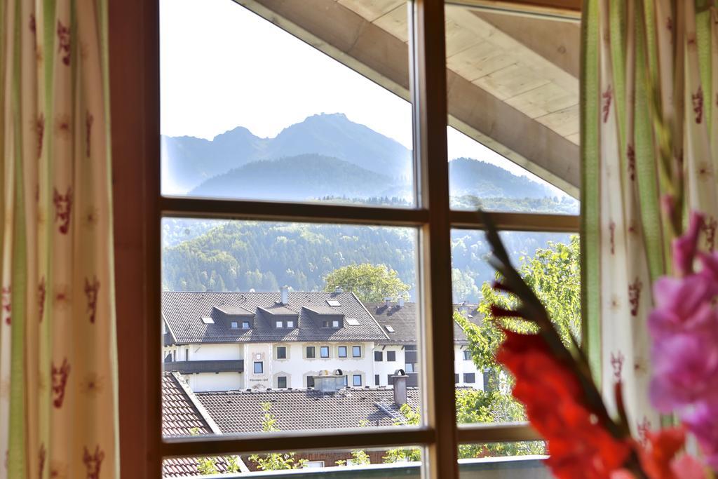 Hotel Salzburger Hof Bergen  Extérieur photo
