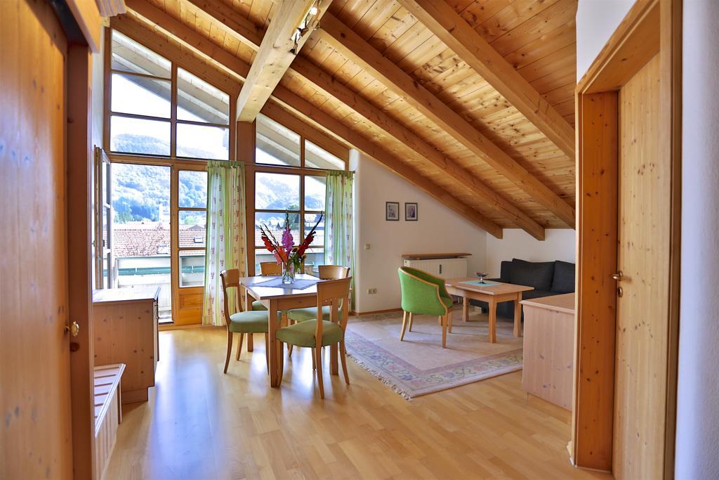 Hotel Salzburger Hof Bergen  Extérieur photo